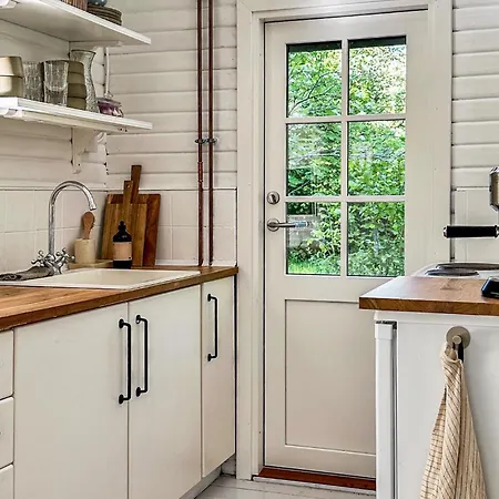 2 Bedroom Lovely In Sjaellands Odde * Yderby